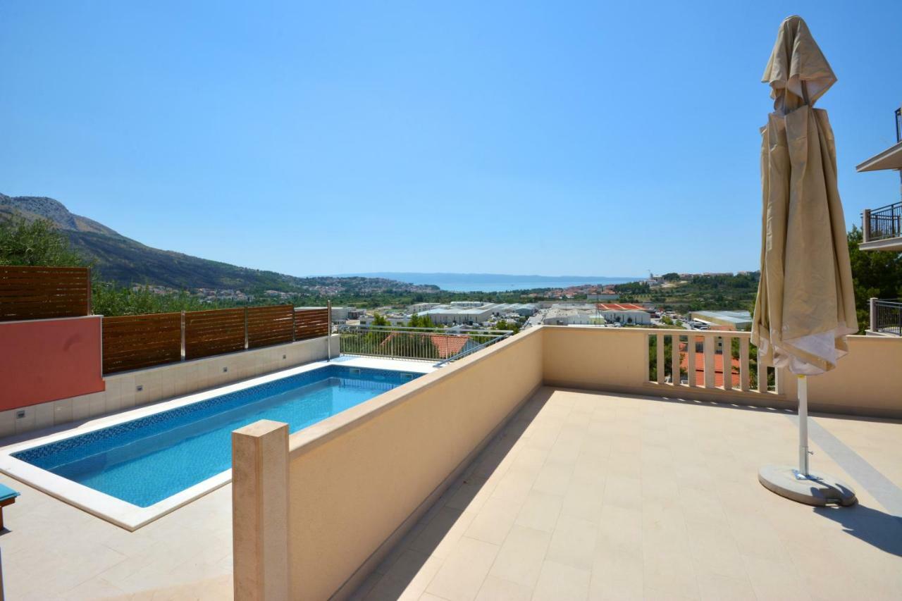 Apartman Lucic Apartamento Split Exterior foto