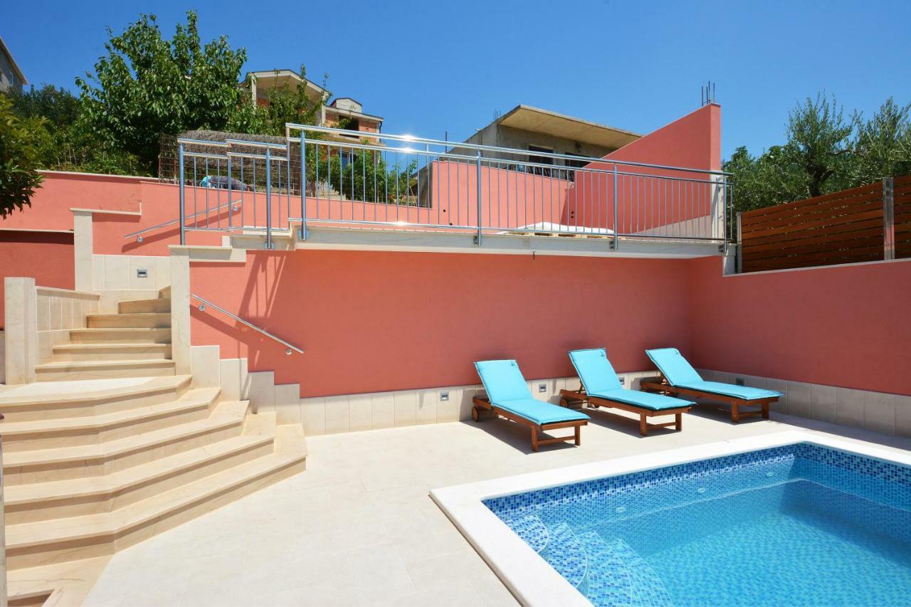Apartman Lucic Apartamento Split Exterior foto