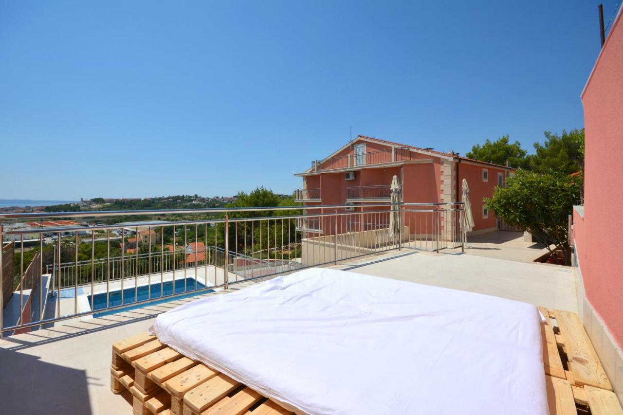 Apartman Lucic Apartamento Split Exterior foto