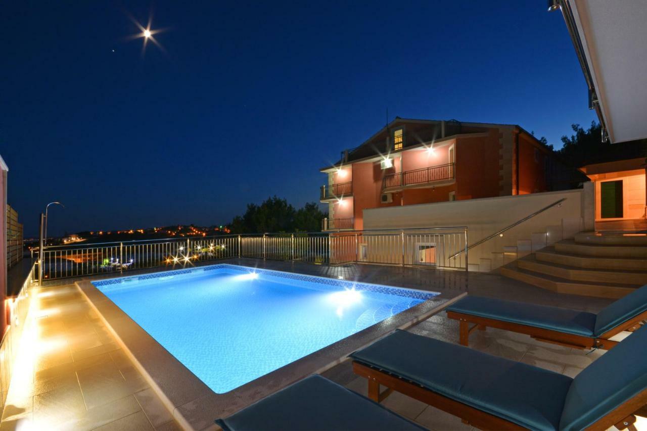 Apartman Lucic Apartamento Split Exterior foto
